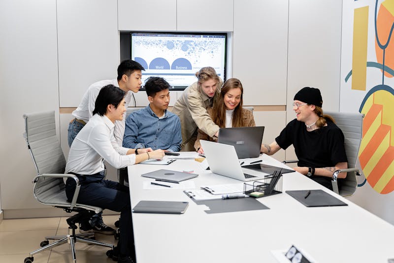 Team collaborating on QuickBooks accounting software